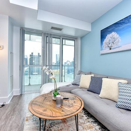 Blue Jays Aparment Toronto Exterior foto